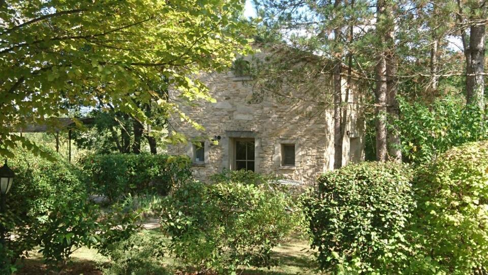 Les Maisons De Chante Oiseau Sigonce Eksteriør billede